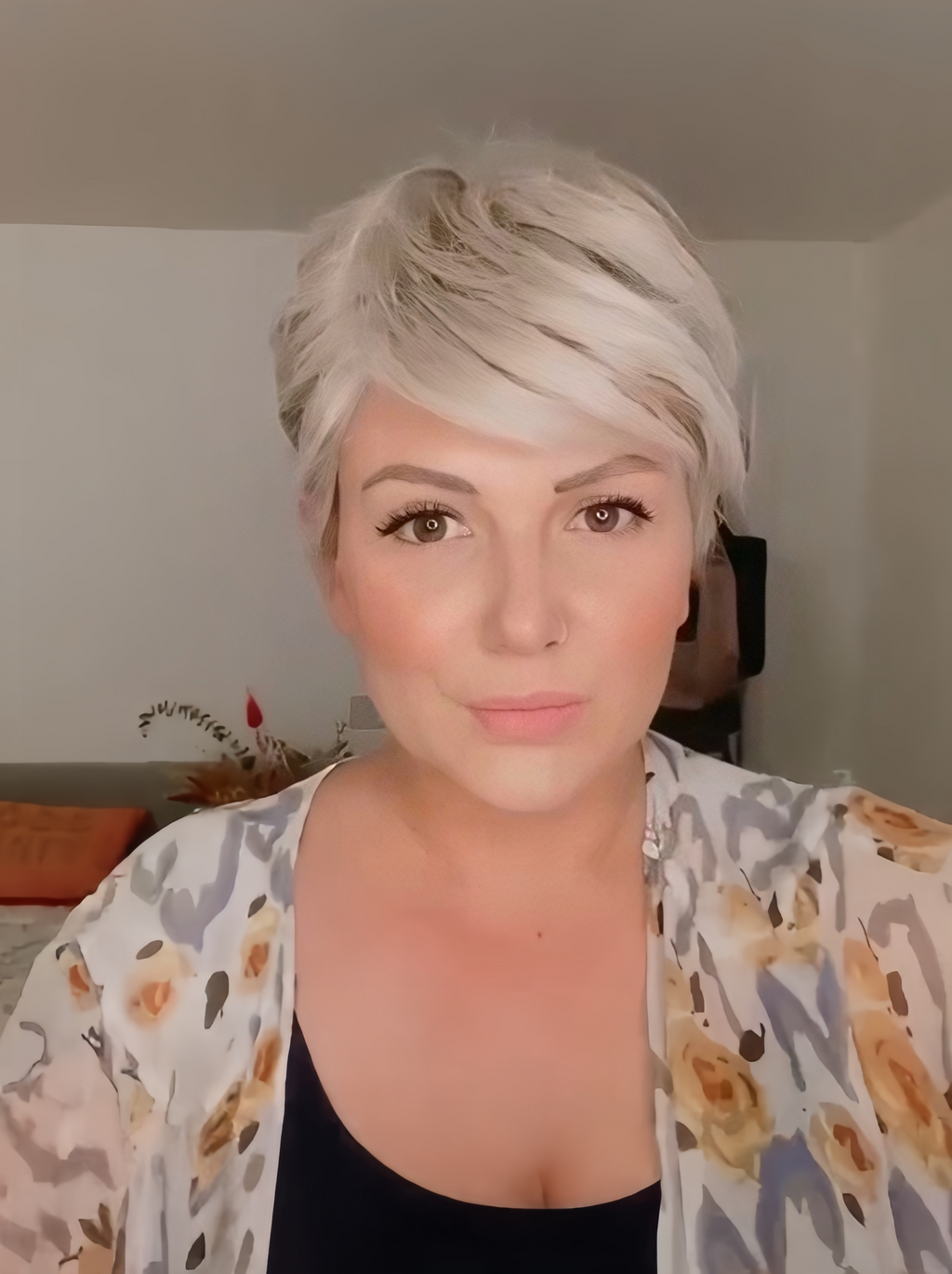 RITA- SHORT WIG (Short Pixie)