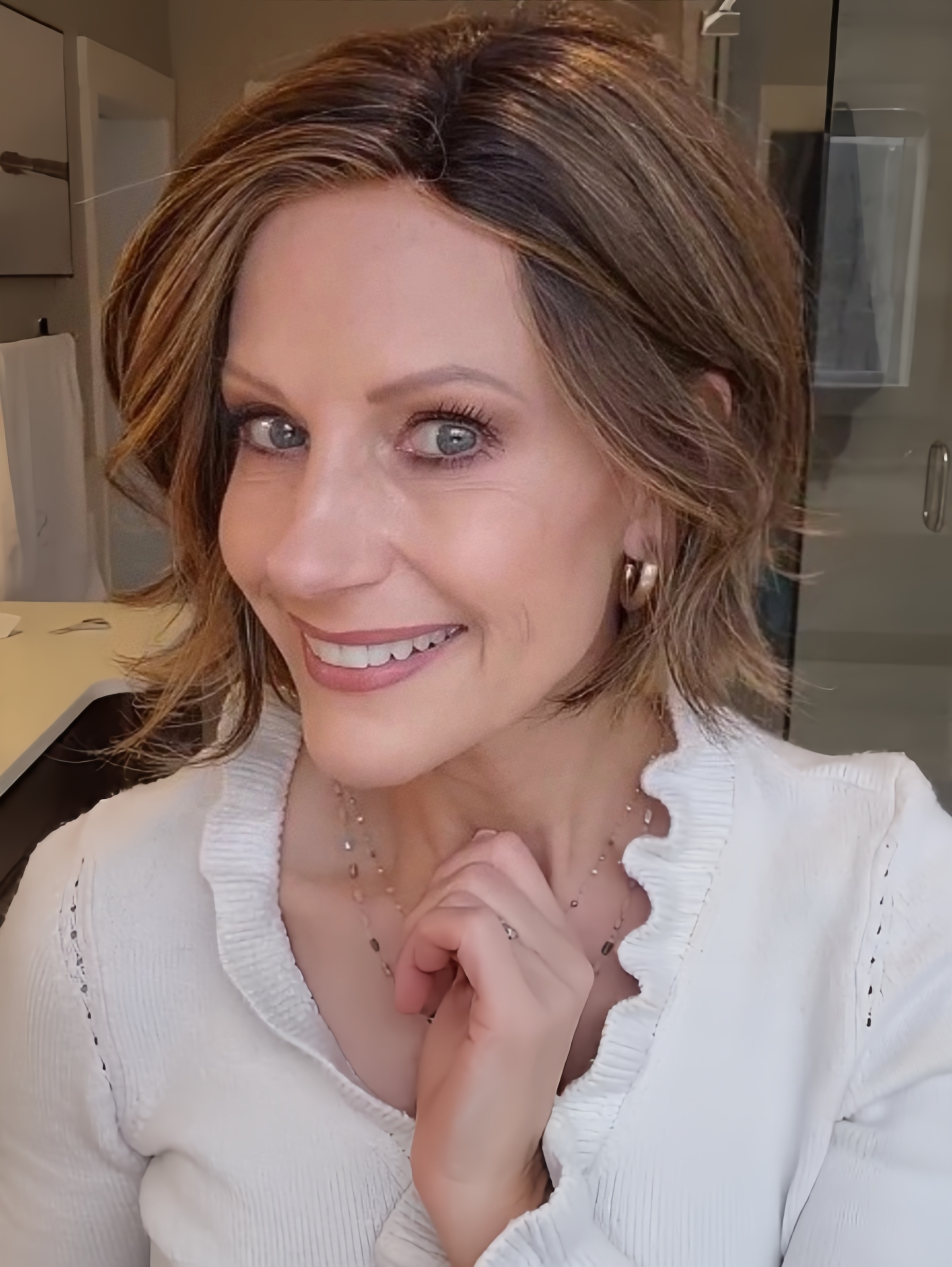Trend Alert | Synthetic Lace Front Wig (Mono Part)