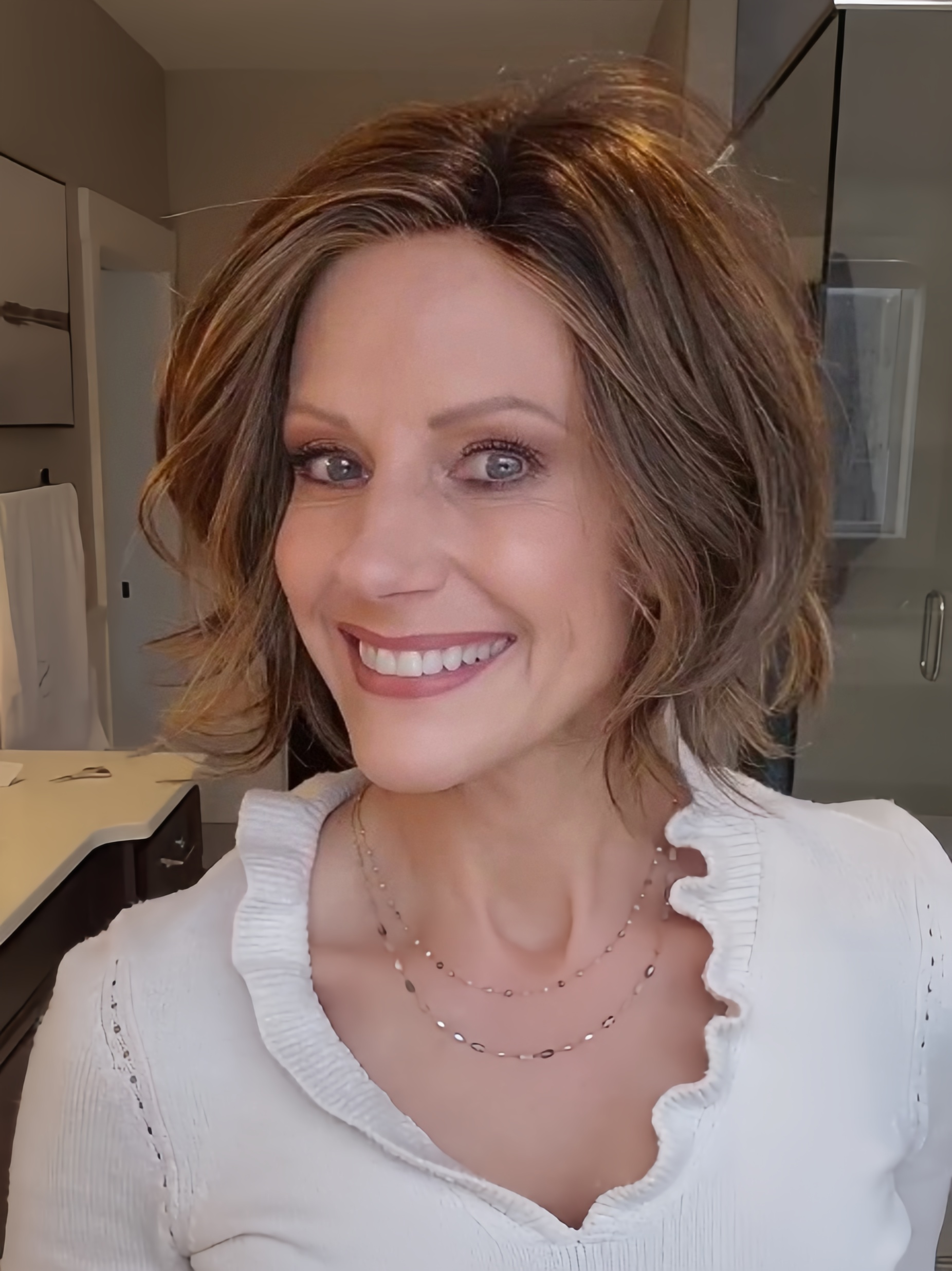 Trend Alert | Synthetic Lace Front Wig (Mono Part)