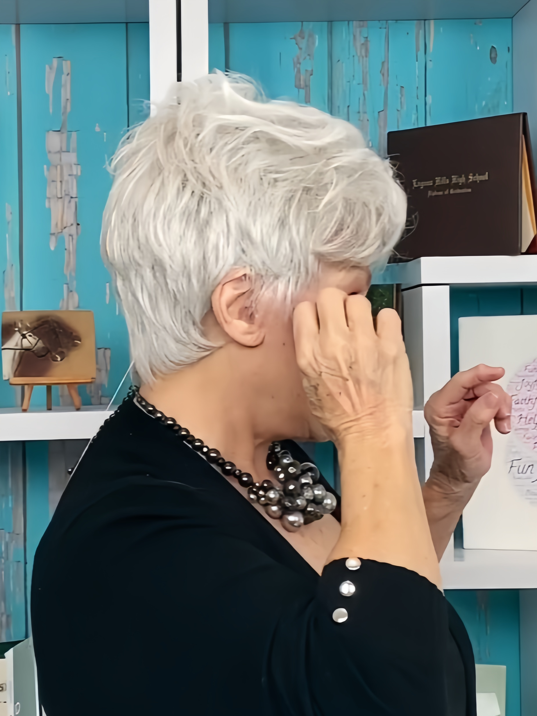 Gabor  Out The Door | Synthetic Lace Front Wig (Basic)