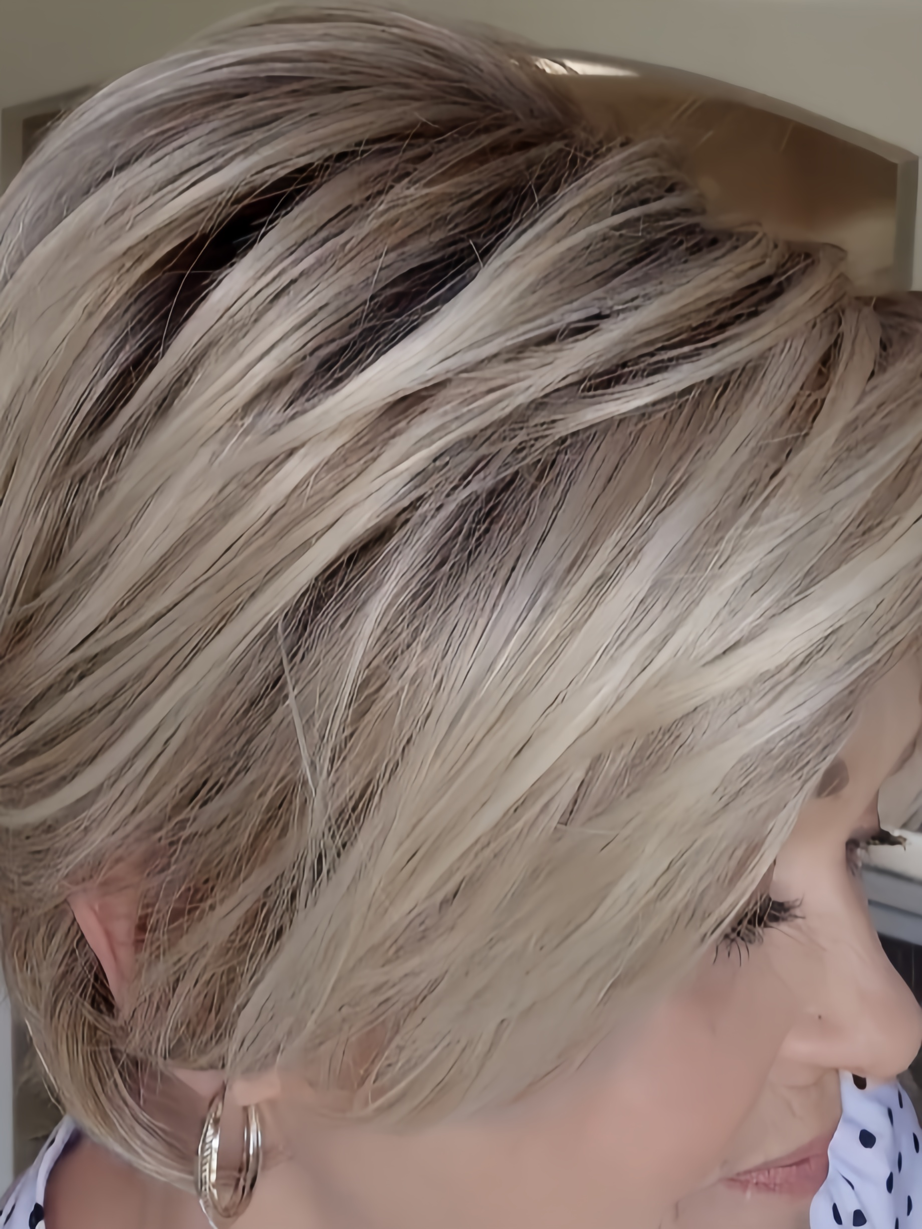 Raquel Welch  Posh Premiere | Synthetic Lace Front Wig (Hand-Tied)
