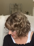 Onda | Synthetic Lace Front Wig (Mono Part)