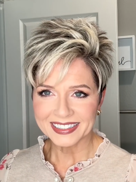 Deep Part Pixie Wig