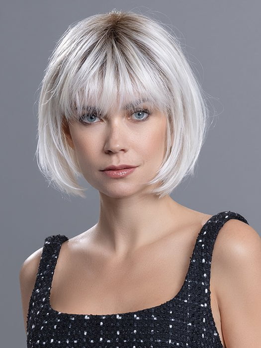 Sing | Synthetic Lace Front Wig (Mono Part)