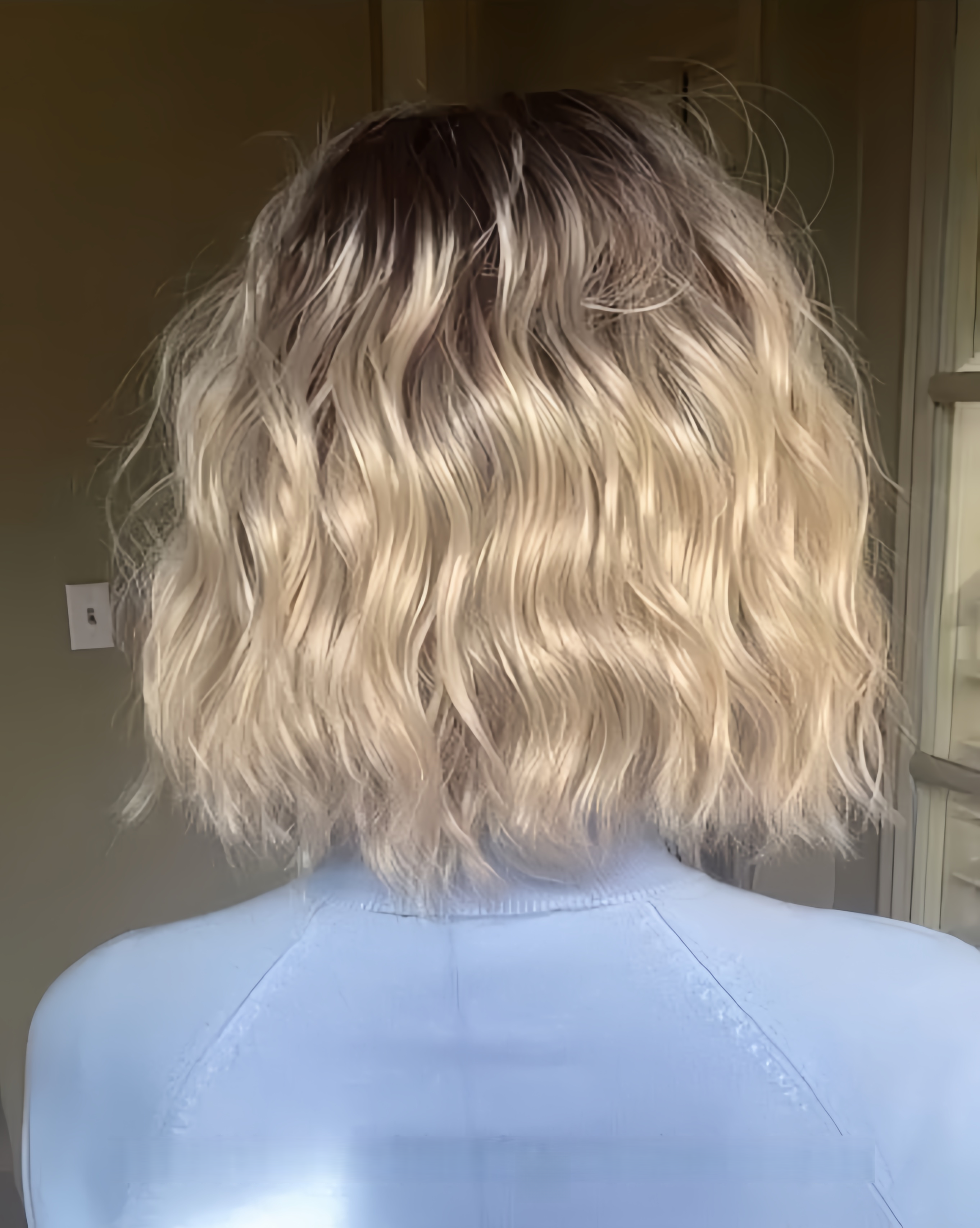 Vanilla Latte |Baby Blonde Short Wavy Bob Synthetic Wig with Bangs