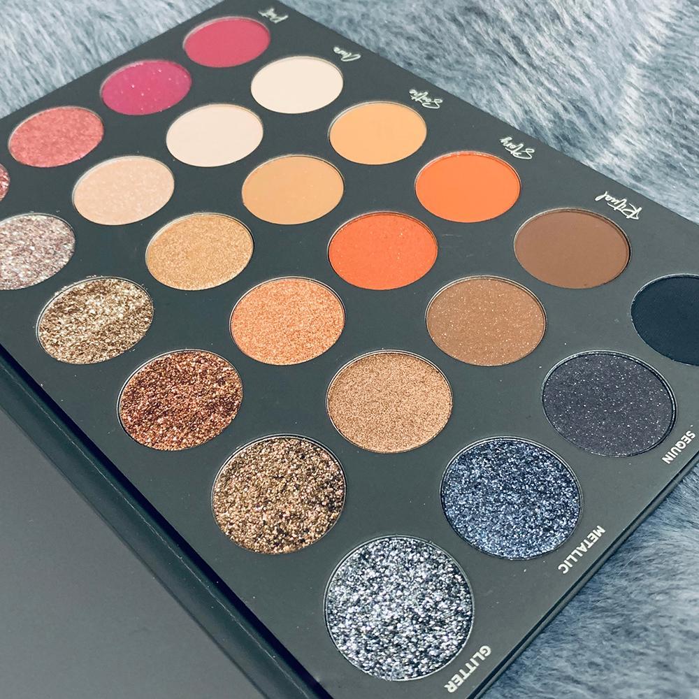 Textured Neutrals Vol 1(24 Color）Eyeshadow Palette